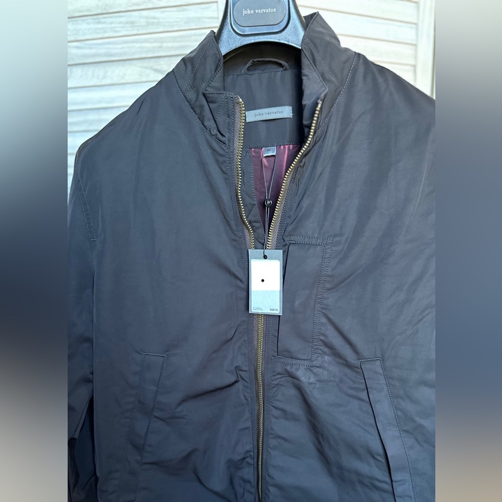 Black - Picture 2 of 7